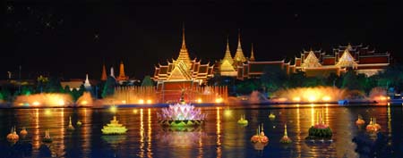 ลอยกระทง เป็นประเพณีโบราณของไทย ซึ่งใช้กระทงที่ตกแต่งอย่างสวยงามบรรจุธูปเทียนจุดไฟ แล้วนำไปลอยในลำน้ำ ในคืนเดือนเพ็ญกลางเดือน 12